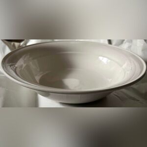 Nancy Calhoun Solid Color White Soup/Fruit Dessert Bowl 9-3/8”X3”